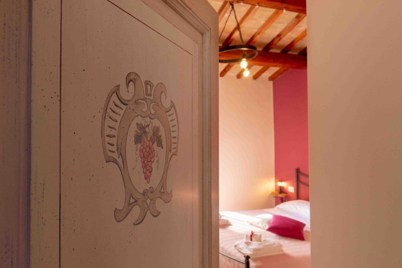 Torre Della Botonta Bed & Breakfast Castel Ritaldi Dış mekan fotoğraf