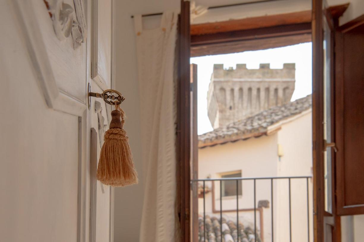 Torre Della Botonta Bed & Breakfast Castel Ritaldi Dış mekan fotoğraf